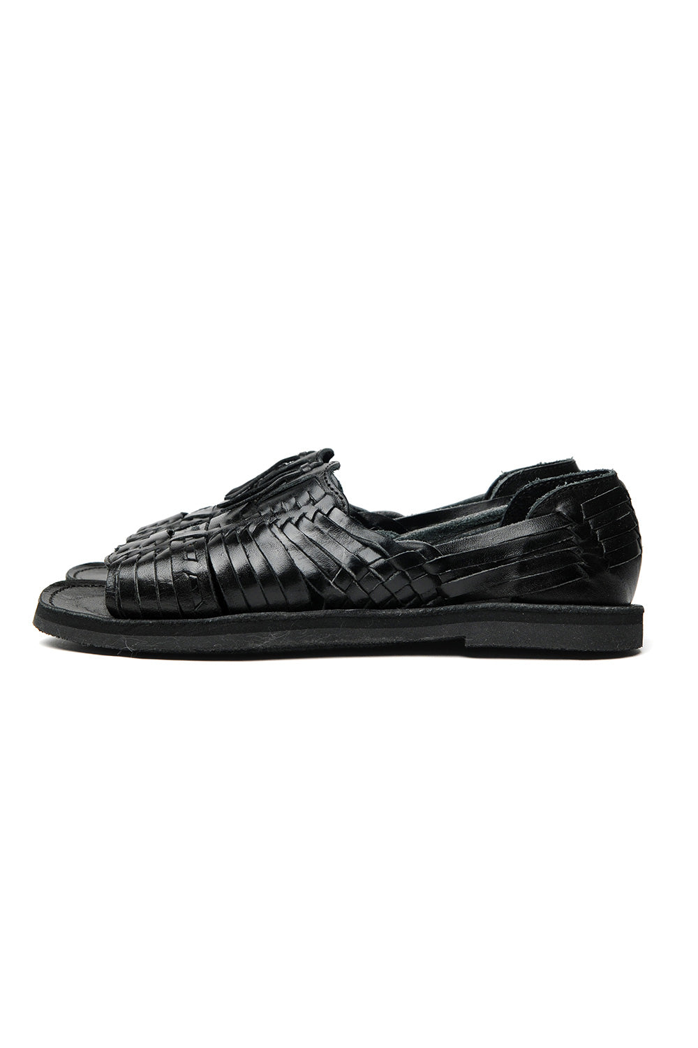 Side profile of artisan-crafted leather huarache Chamula sandal for women