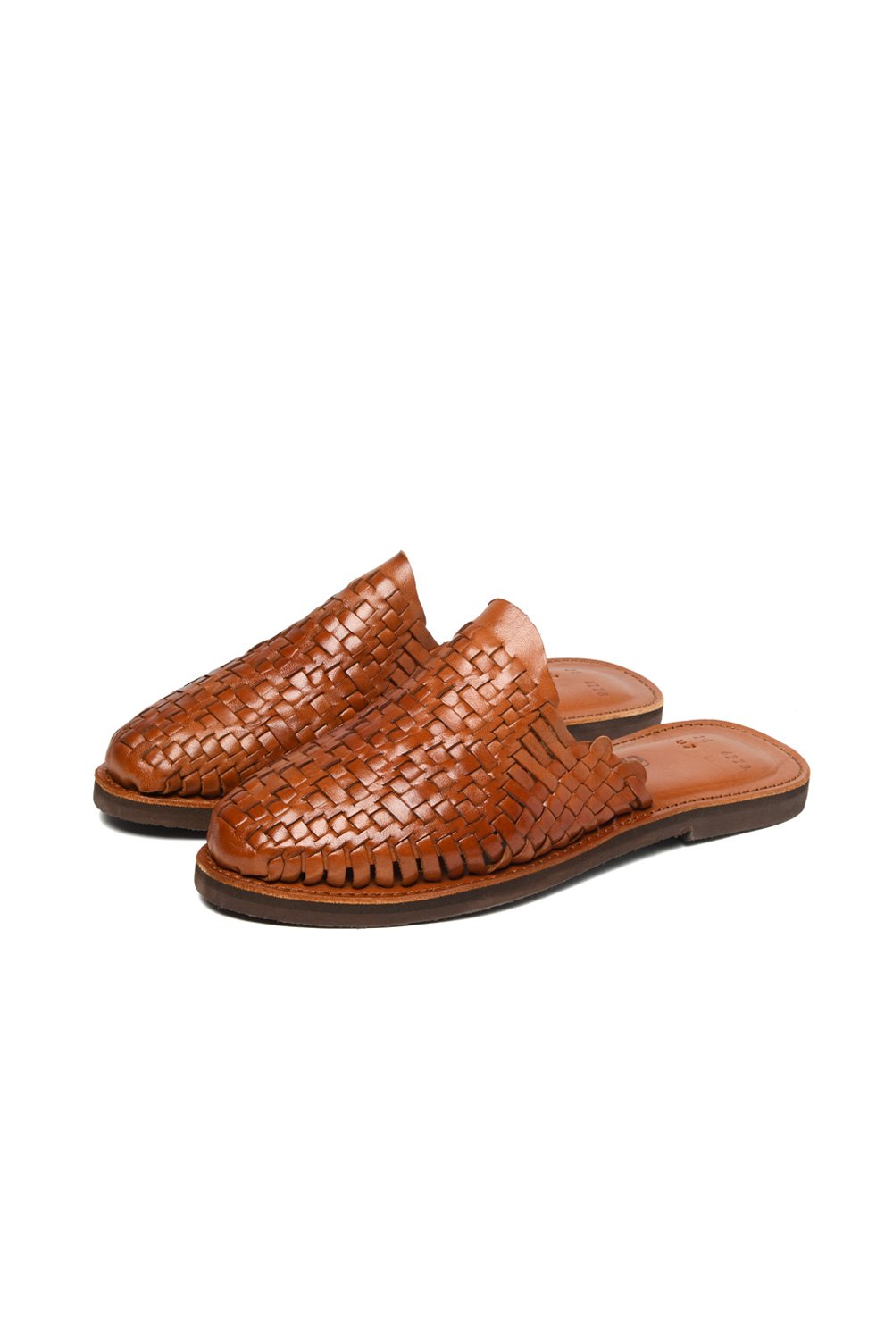 Women's handmade Chamula huarache sandal in soft leather – front angle