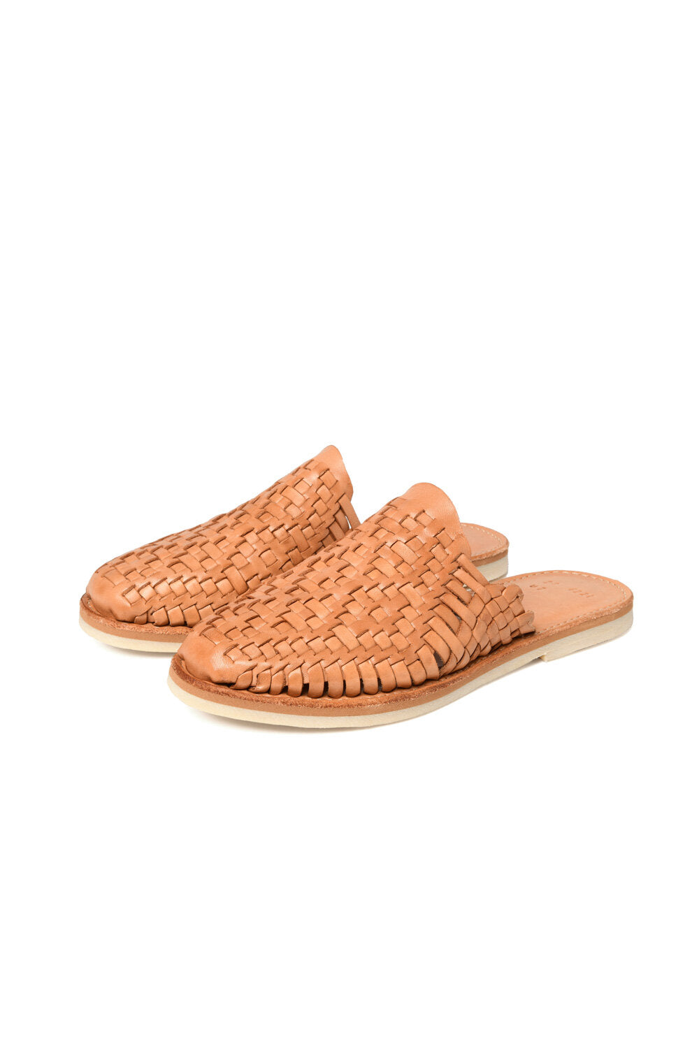 Women's handmade Chamula huarache sandal in soft leather – front angle