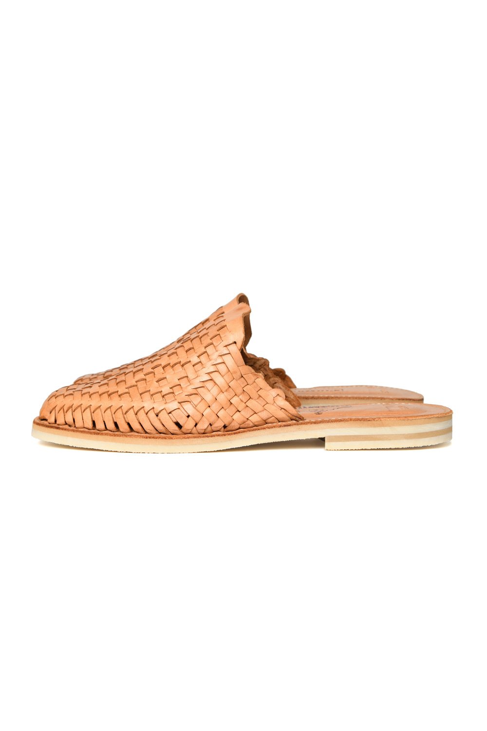 Side profile of artisan-crafted leather huarache Chamula sandal for men